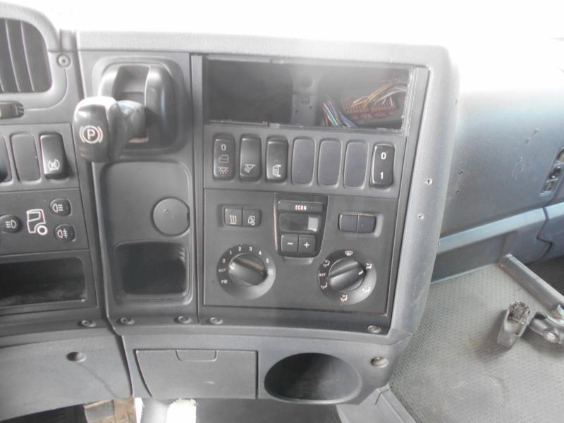 شاحنة جرار Scania R 480: صور 10
