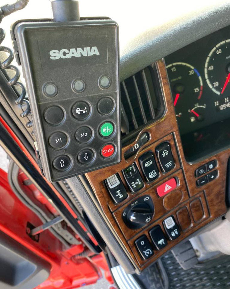 شاحنة جرار Scania R 560: صور 21