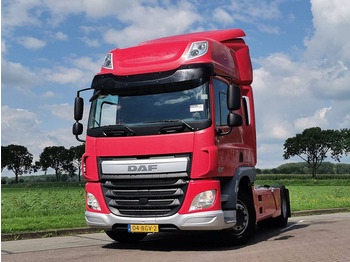 شاحنة جرار DAF CF 400