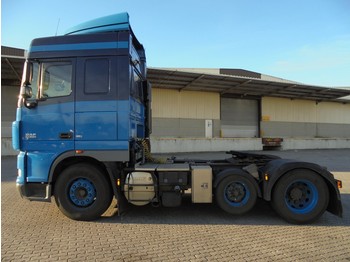 شاحنة جرار DAF XF105-410 6X2