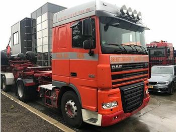 شاحنة جرار DAF XF105-460 RETARDER