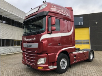 شاحنة جرار DAF XF106.460