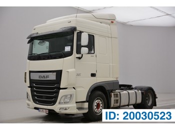 شاحنة جرار DAF XF106.460 Space Cab