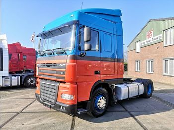 شاحنة جرار DAF XF 105.410 SC