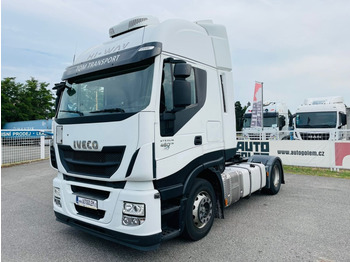 شاحنة جرار IVECO