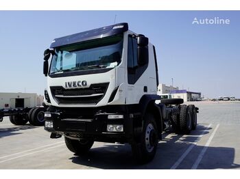 شاحنة جرار IVECO Trakker