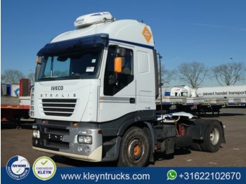 شاحنة جرار Iveco AS440S48 STRALIS manual