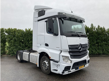 شاحنة جرار MERCEDES-BENZ Actros 1840