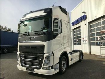 شاحنة جرار Volvo FH460/Globe.XL/I-Park/ACC/XENON Fullspoiler/Spur