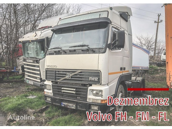شاحنة جرار VOLVO FL 220