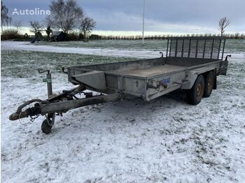 Variant - مقطورة لنقل المعدات