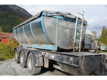 Istrail trippelkjerre - قلابة مقطورة