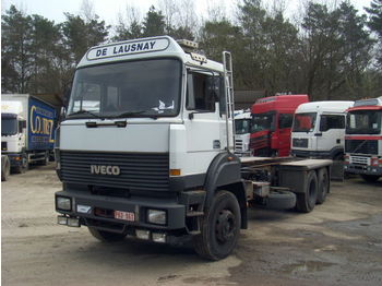 Iveco 240 E 32 6x2 - الشاسيه شاحنة