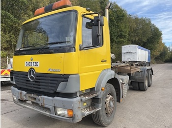 شاحنة ذات الخطاف MERCEDES-BENZ ATEGO 2628 6X4 HOOK LOADER