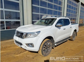  2016 Nissan Navara Tekna - شاحنة البيك أب