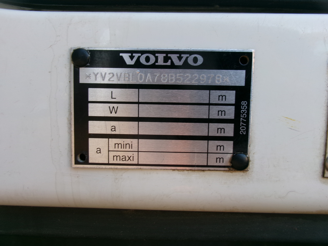 شاحنة صهريج لنقل الوقود Volvo FE 280 4x2 fuel tank 13.3 m3 / 4 comp: صور 34