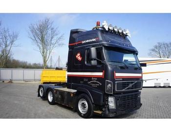شاحنة جرار Volvo FH16-580 / GLOBETROTTER XL / AUTOMATIC / 6X2 / EUR: صور 1