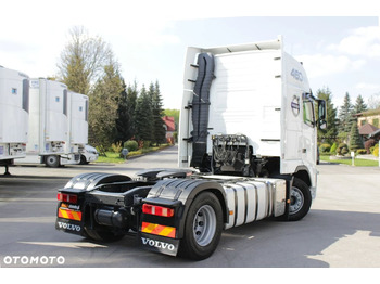 Volvo FH 460 GLOBETROTTER XL / STANDARD / SALON POLSKA  / - شاحنة جرار: صور 4