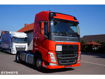 Volvo FH 4 EURO 6 GLOBETROTTER PEŁNY ADR NOWE OPONY CONTINENTAL - شاحنة جرار: صور 1