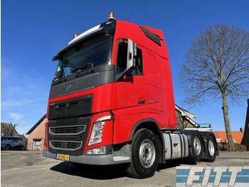 شاحنة جرار Volvo FH FH 460 6x2 - gestuurde voorloopas trekker - PTO voorbereiding - 826.000 KM (GB): صور 1