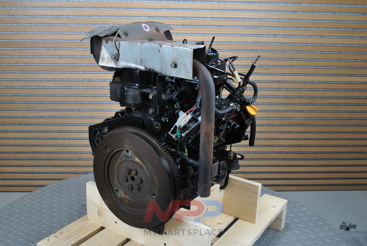 المحرك - جرار YANMAR 3TN75: صور 12