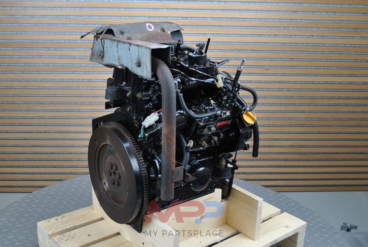 المحرك - جرار YANMAR 3TN75: صور 13