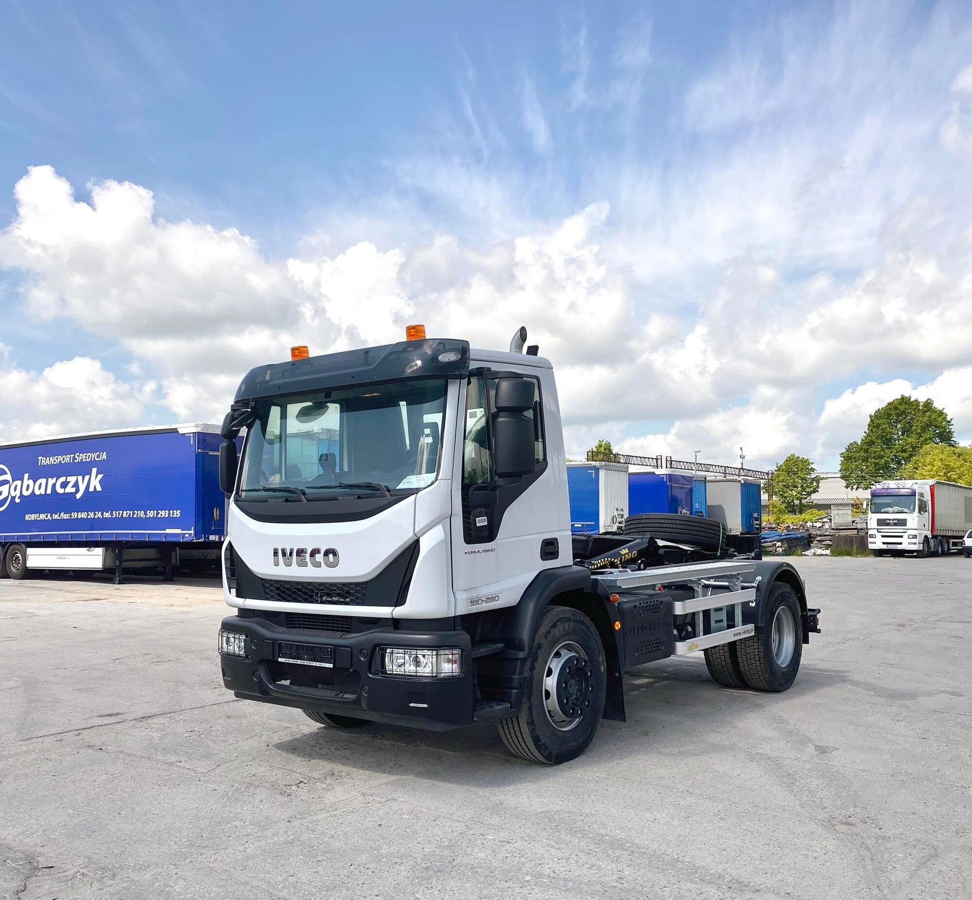 KING Vehicle Body Builder - شاحنة - سنة: 2025 undefined: صور 3