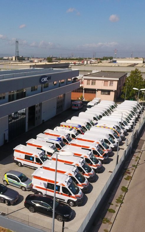 ORION AMBULANZE usato - سيارة بلدية RENAULT undefined: صور 5