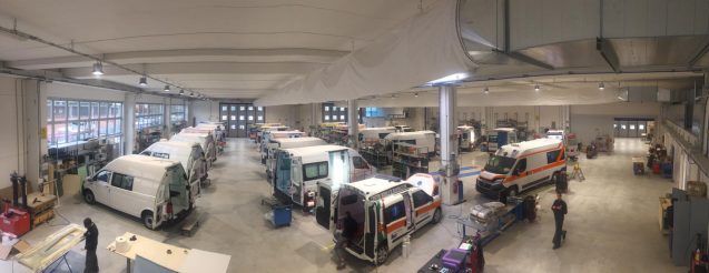 ORION AMBULANZE usato - سيارة بلدية RENAULT undefined: صور 2