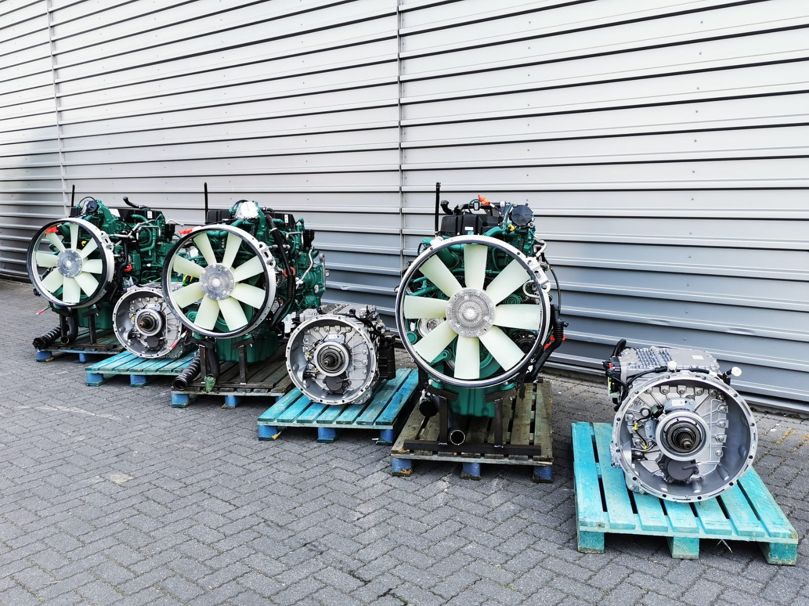 BAS PARTS & TYRES B.V. undefined: صور 14