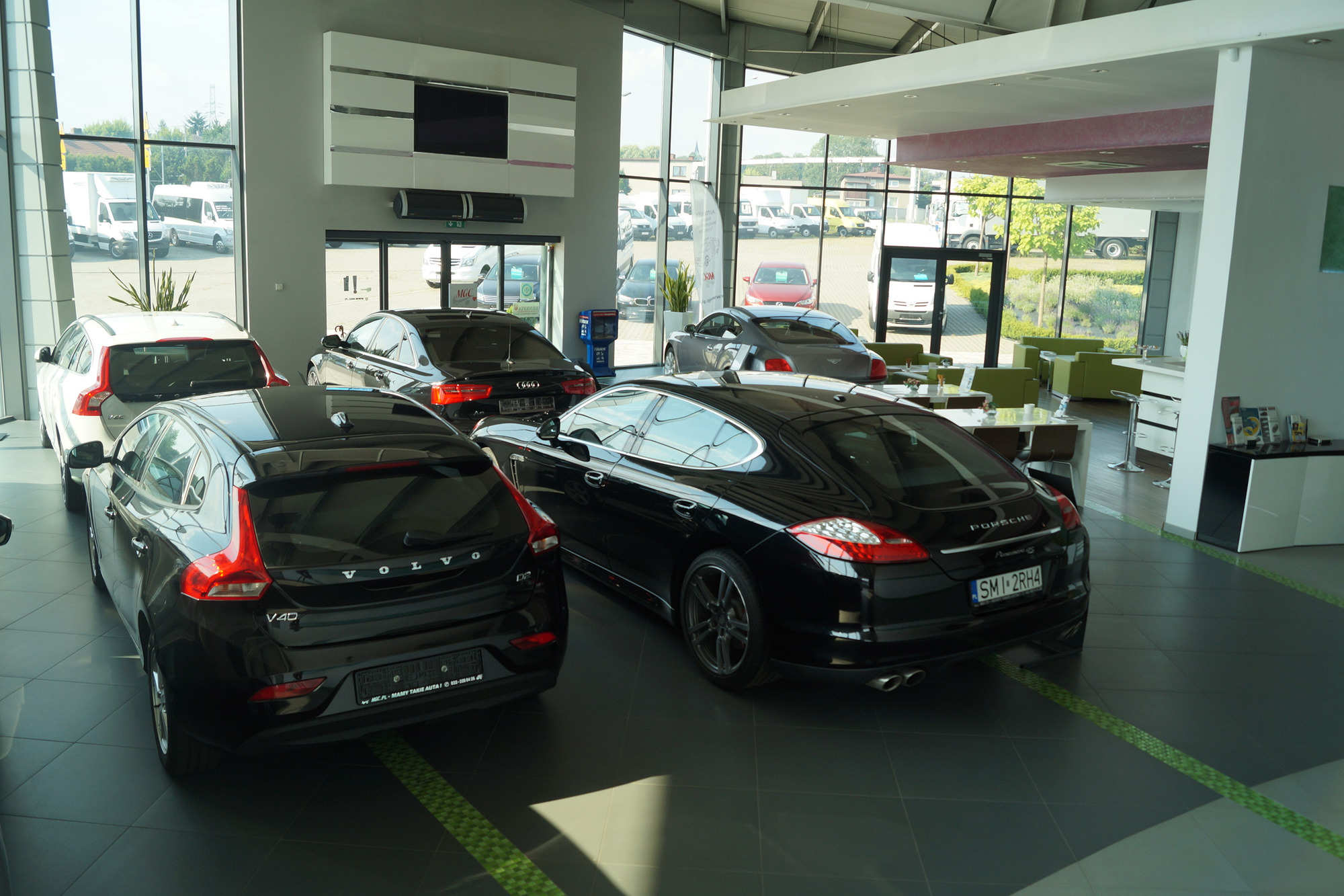 MGC CENTRUM SAMOCHODOW DOSTAWCZYCH - اعلانات لبيع: undefined: صور 14