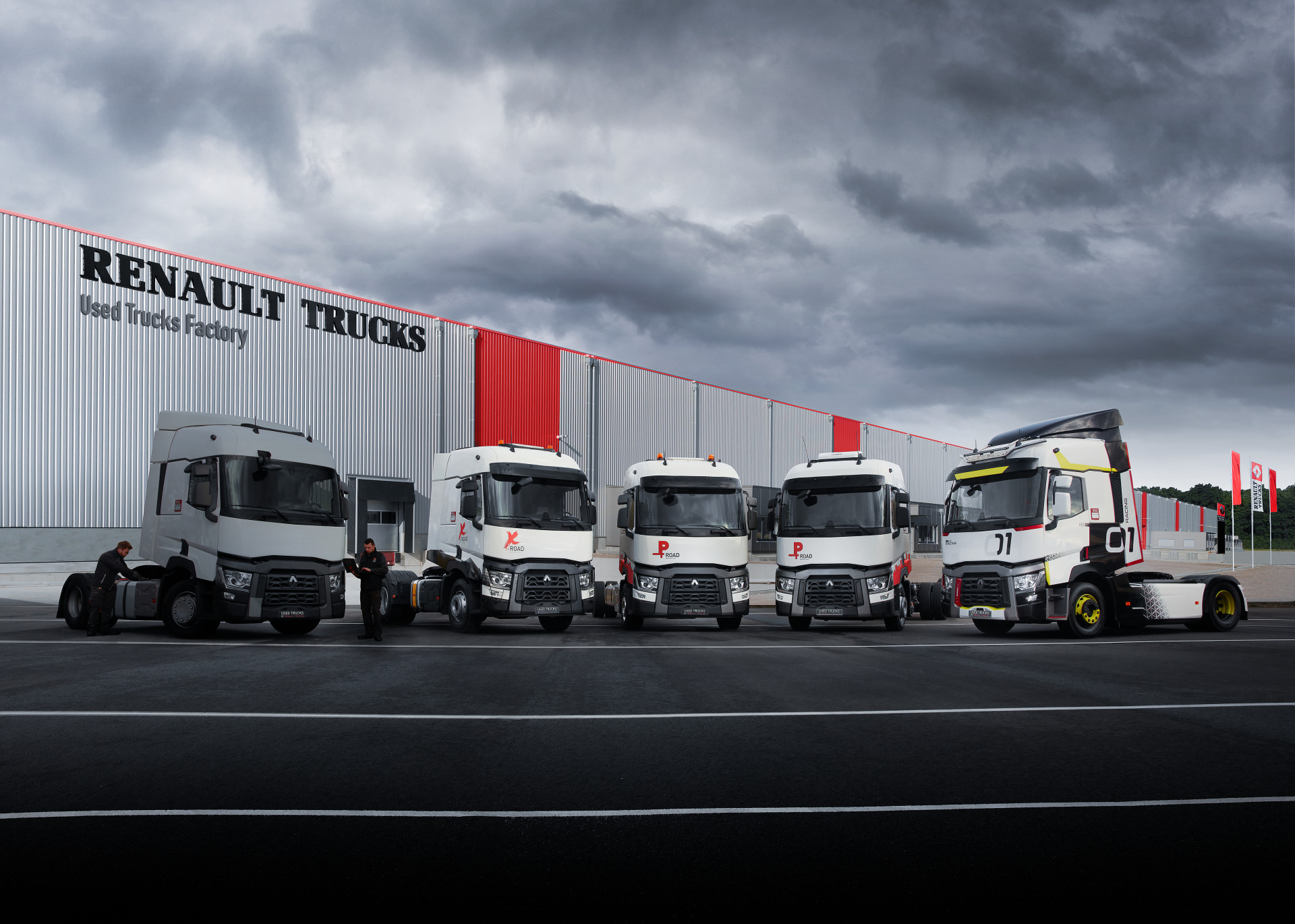 Renault Trucks France - شاحنة RENAULT - سنة: 2015, ديزل undefined: صور 1