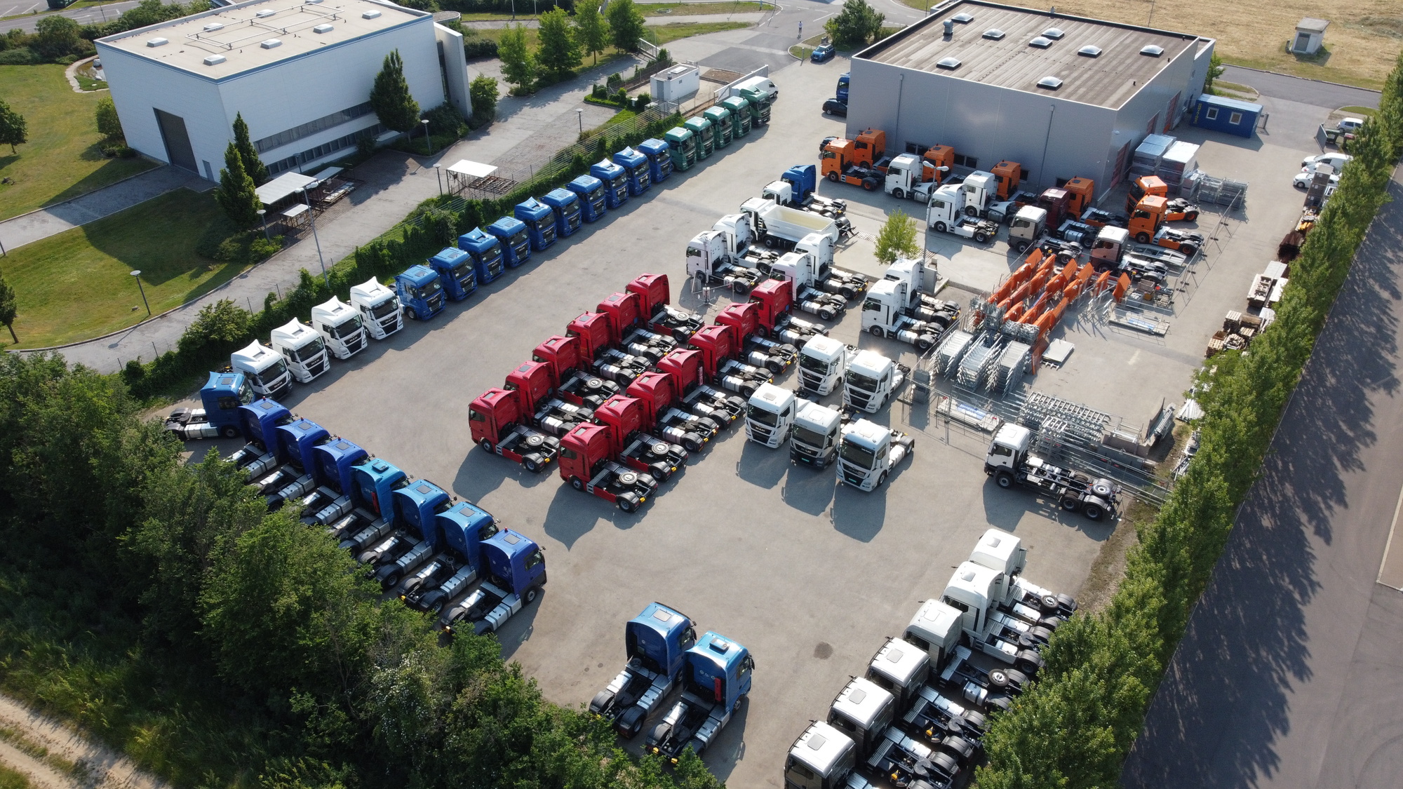 MHS Truck Center GmbH undefined: صور 1