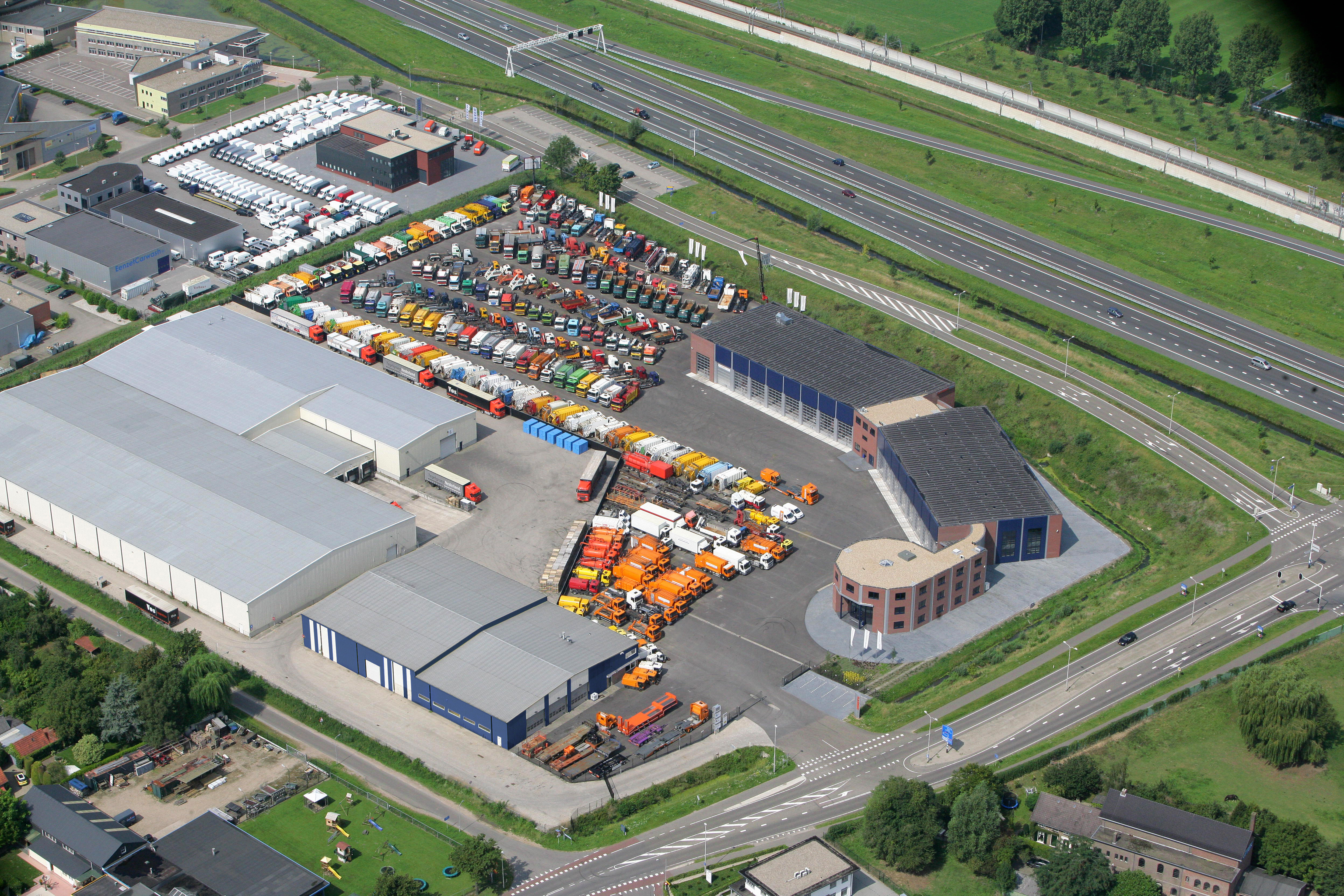 CLEAN MAT TRUCKS B.V. - حاوية متنقلة undefined: صور 1