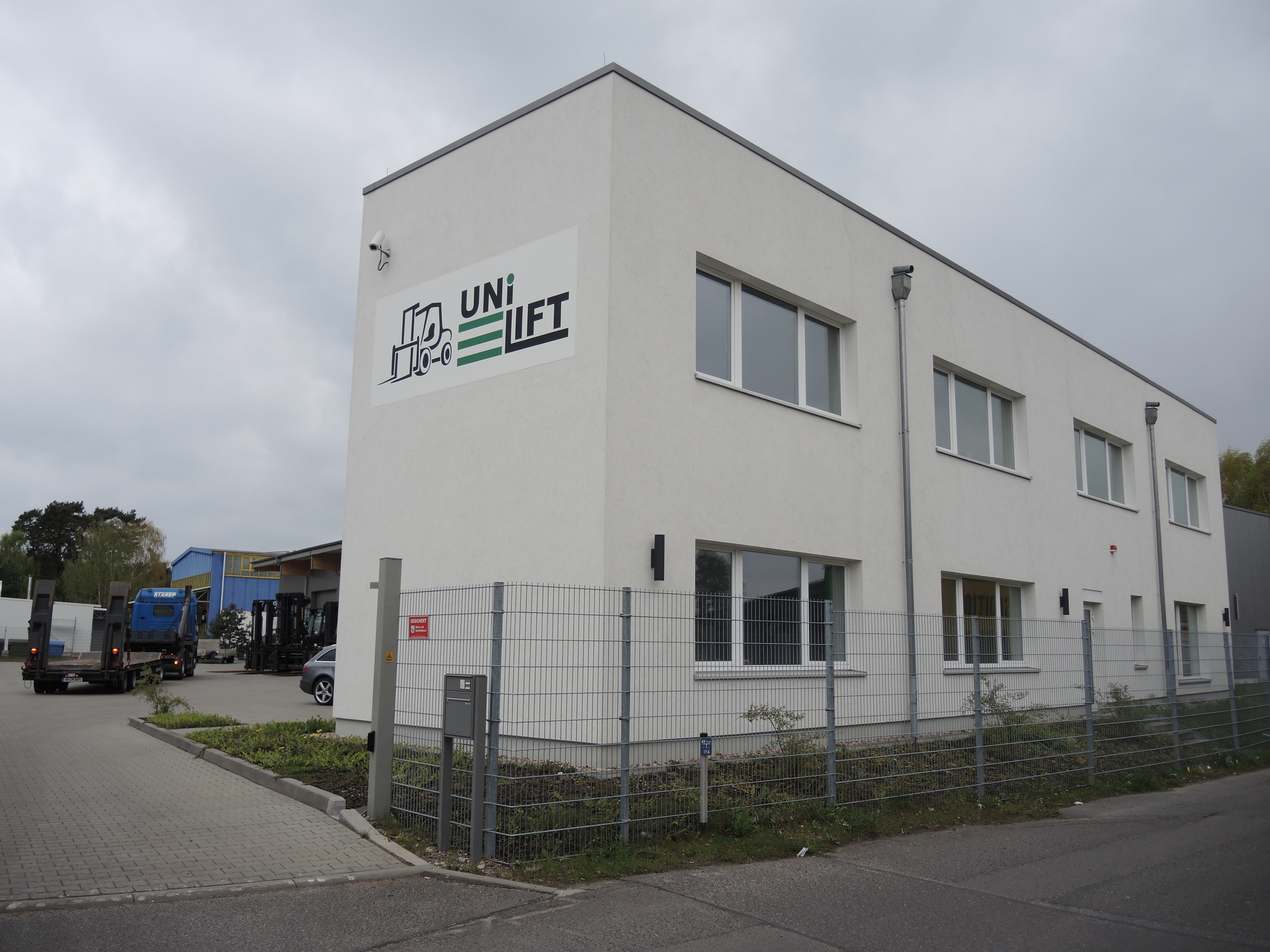 Unilift GmbH&Co.Kg undefined: صور 2