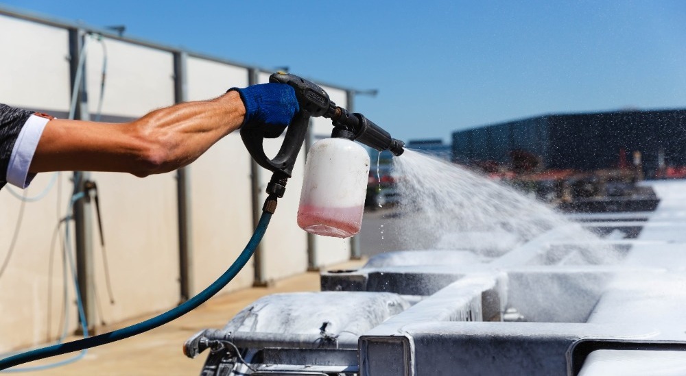 Louis Boon Trucks & Trailers BV - شاحنة جرار - Euro 4 undefined: صور 4