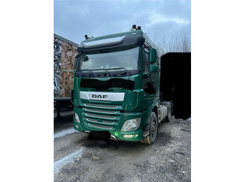 شاحنة جرار DAF XF 530