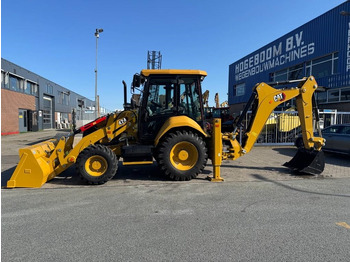 حفار متعدد الاستخدام CATERPILLAR