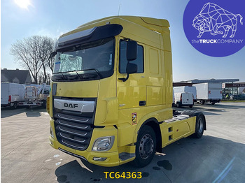 شاحنة جرار DAF XF