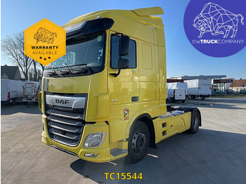 شاحنة جرار DAF XF