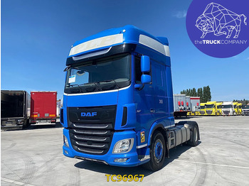 شاحنة جرار DAF XF