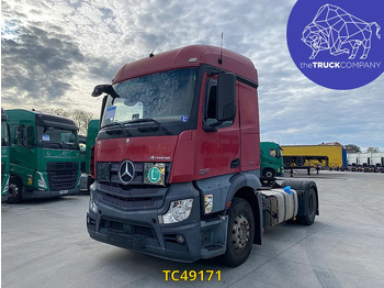 شاحنة جرار MERCEDES-BENZ Actros 1842