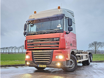 شاحنة ذات الخطاف DAF XF 105 410