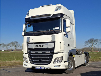 شاحنة ذات الخطاف DAF XF 480