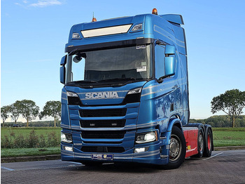 شاحنة جرار SCANIA R 500
