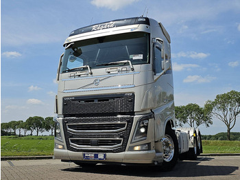 الشاسيه شاحنة VOLVO FH 750