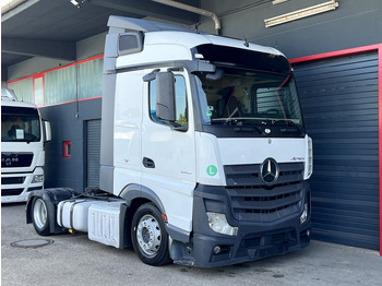 شاحنة جرار MERCEDES-BENZ Actros 1843