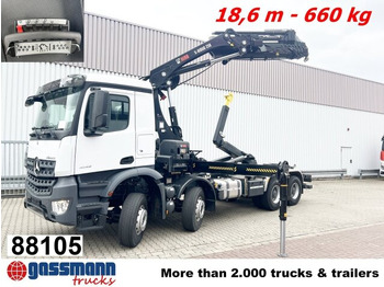 شاحنة ذات الخطاف MERCEDES-BENZ Arocs 4142