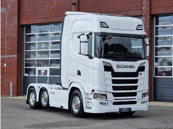 شاحنة جرار SCANIA S 770