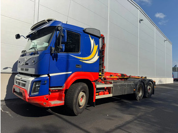 شاحنة ذات الخطاف VOLVO FMX 410